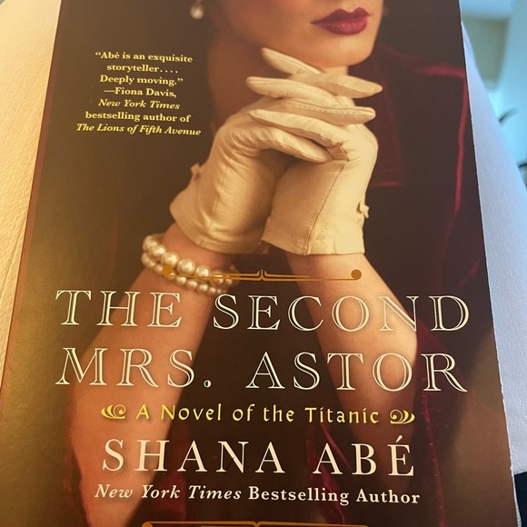 Great read -Historical fiction on the young wife of famous wealthy John J Astor - Picture 1 of 2